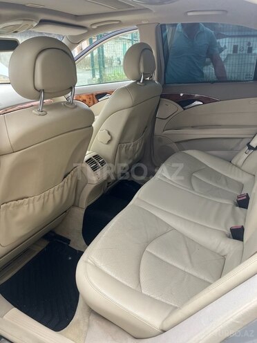 Mercedes E 240 2002, 80,320 km - 2.4 l - Bakı