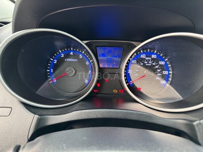 Hyundai ix35 2013, 177,000 km - 2.4 l - Bakı