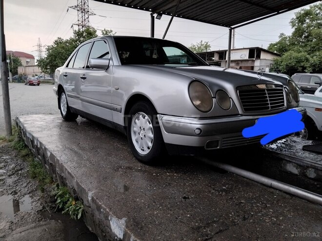Mercedes E 200 1996, 304,000 km - 2.0 л - Gəncə