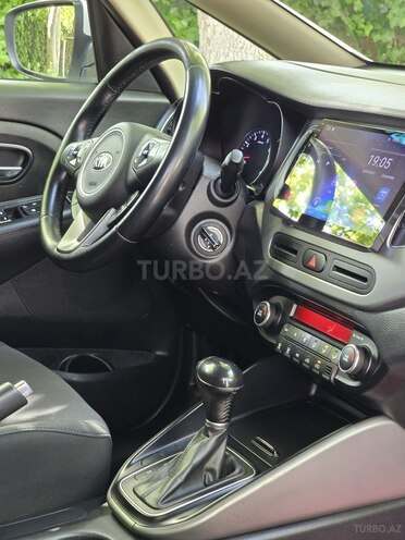 Kia Carens 2013, 211,000 km - 2.0 l - Bakı