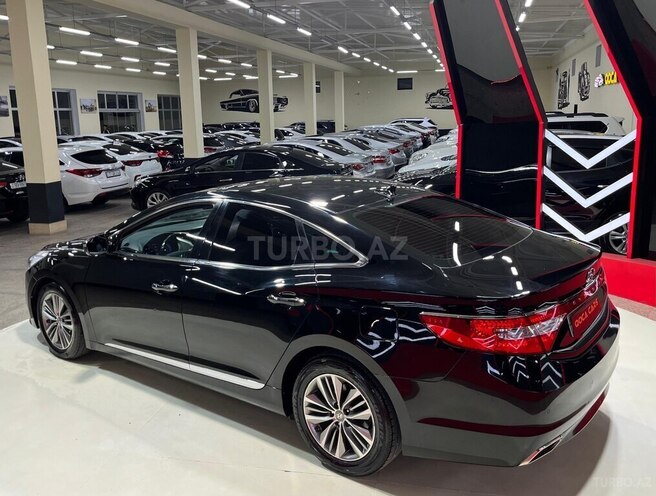 Hyundai Grandeur-10