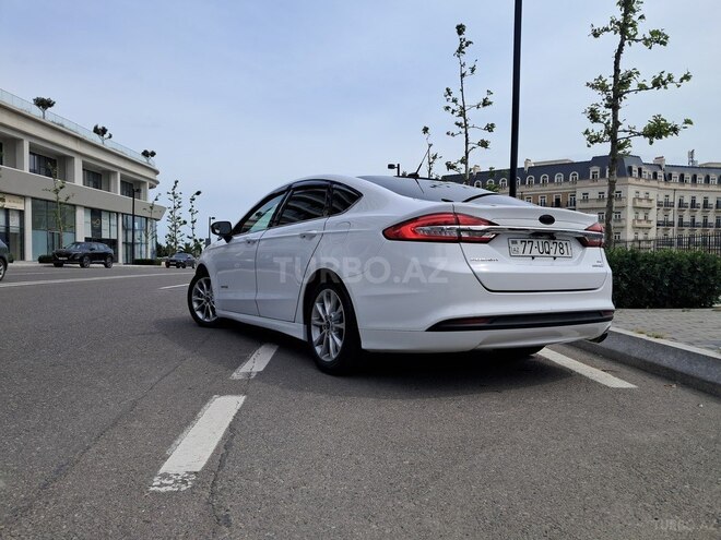 Ford Fusion (North America) 2017, 266,000 km - 2.0 l - Bakı