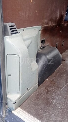 Ford Transit-13
