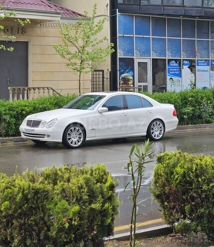 Mercedes E 320 2002, 279,000 km - 3.2 l - İmişli