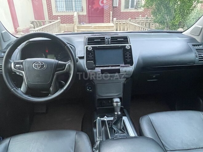Toyota Land Cruiser Prado 2017, 221,500 km - 3.0 l - Bakı