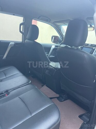 Toyota Land Cruiser Prado 2017, 221,500 km - 3.0 l - Bakı