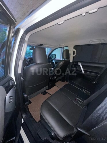 Toyota Land Cruiser Prado 2017, 221,500 km - 3.0 l - Bakı