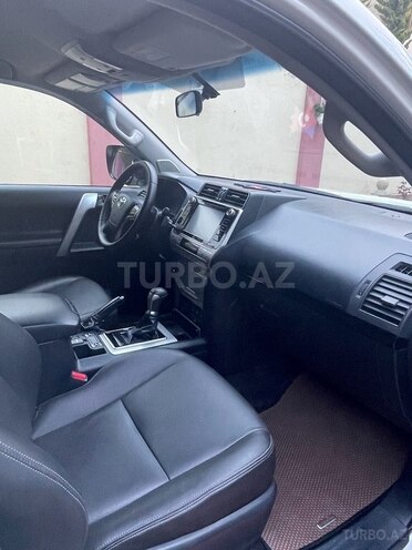 Toyota Land Cruiser Prado 2017, 221,500 km - 3.0 l - Bakı