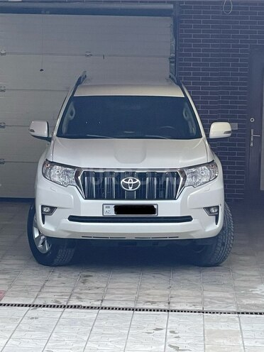 Toyota Land Cruiser Prado 2017, 221,500 km - 3.0 l - Bakı