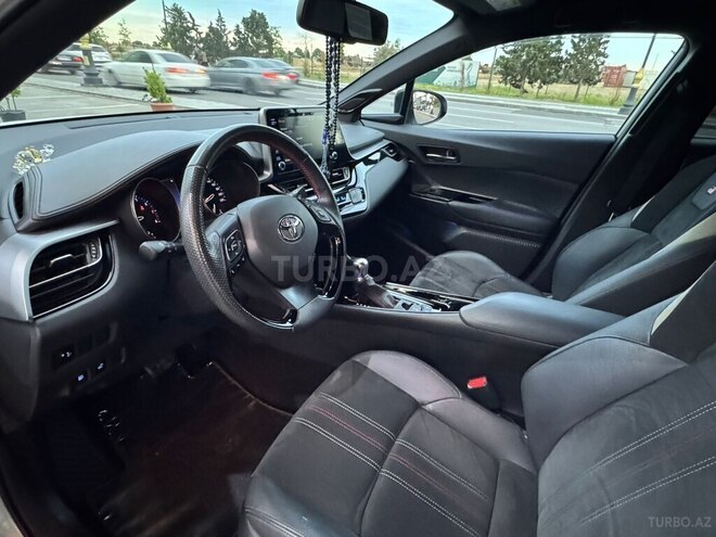 Toyota C-HR 2021, 22,500 km - 2.0 л - Bakı