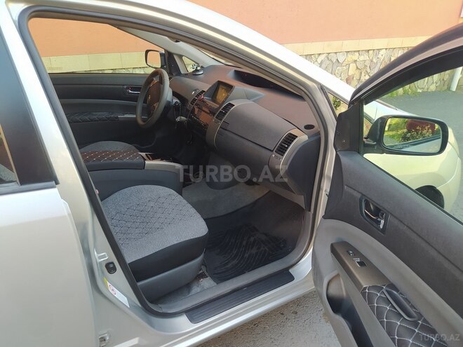 Toyota Prius 2007, 280,000 km - 1.5 l - Zaqatala