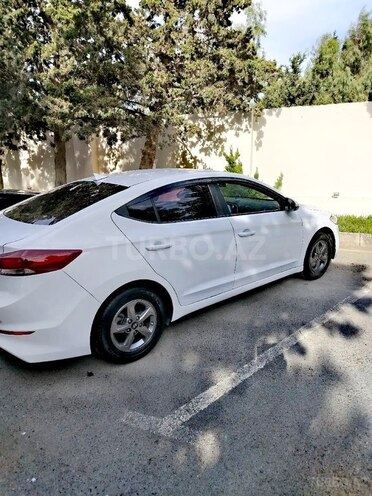 Hyundai Avante 2017, 141,700 km - 1.6 л - Bakı