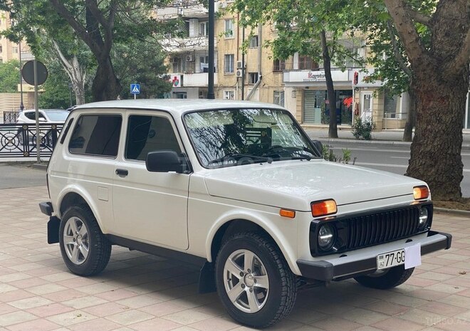 LADA (VAZ) Niva 2018, 124,121 km - 1.7 l - Bakı