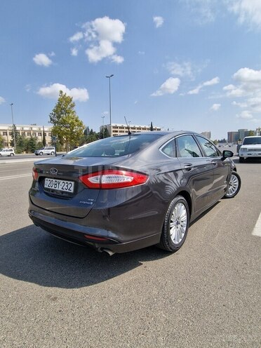 Ford Fusion (North America) 2015, 298,176 km - 2.0 l - Gəncə