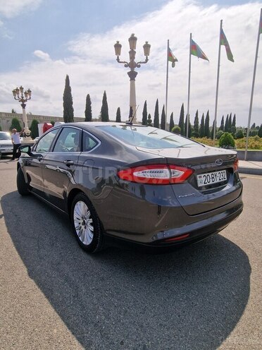 Ford Fusion (North America) 2015, 298,176 km - 2.0 l - Gəncə
