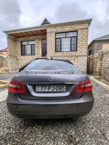 Mercedes E 220 d 2010, 265,000 km - 2.2 л - Bakı