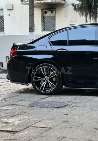 BMW 528 2013, 242,000 km - 2.0 l - Bakı