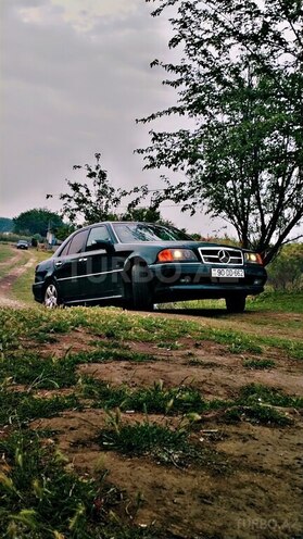 Mercedes C 180 1997, 178,000 km - 1.8 л - Sabirabad
