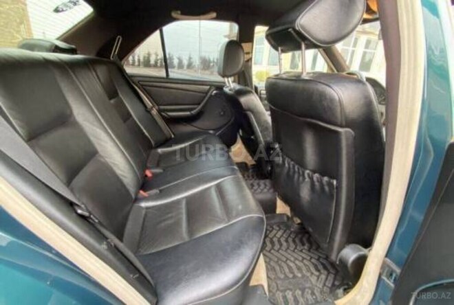 Mercedes C 180 1997, 178,000 km - 1.8 л - Sabirabad