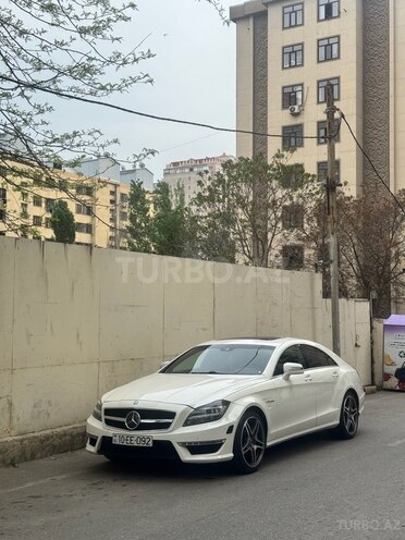 Mercedes CLS 63 AMG 2012, 206,000 km - 5.5 l - Bakı