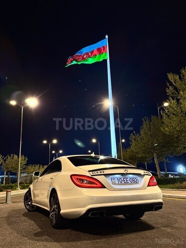 Mercedes CLS 63 AMG 2012, 206,000 km - 5.5 l - Bakı