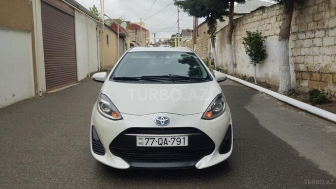 Toyota Aqua 2019, 93,600 km - 1.5 l - Bakı