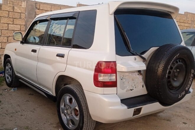 Mitsubishi Pajero io 2001, 420,000 km - 2.0 л - Bakı