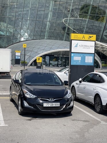 Hyundai Elantra 2015, 212,433 km - 1.8 л - Bakı