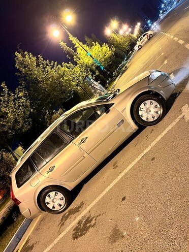 Renault Megane-2