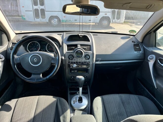 Renault Megane-9
