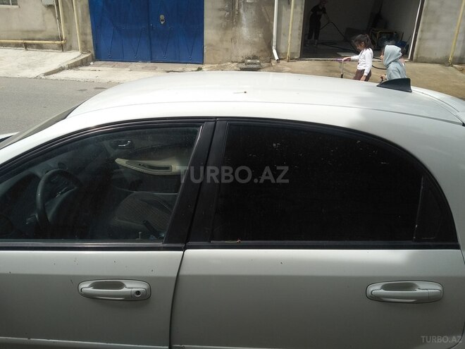 Chevrolet Lacetti-6