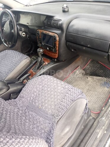 Opel Omega 1996, 525,421 km - 2.0 l - Ucar