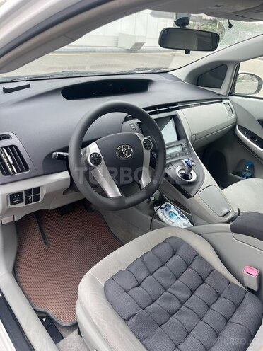 Toyota Prius V 2009, 257,495 km - 1.8 l - Bakı