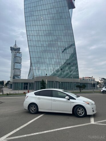 Toyota Prius V 2009, 257,495 km - 1.8 l - Bakı