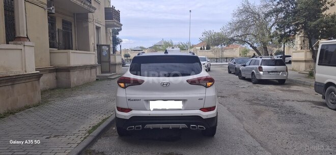 Hyundai Tucson 2015, 175,000 km - 2.0 l - Bakı
