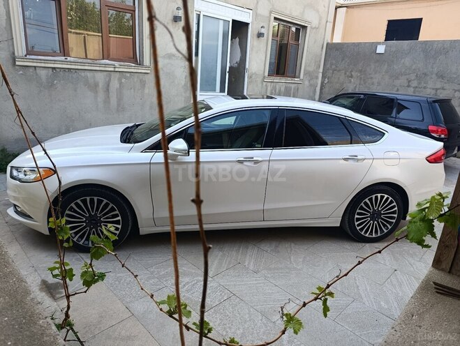 Ford Fusion (North America) 2017, 187,800 km - 2.0 l - Sumqayıt