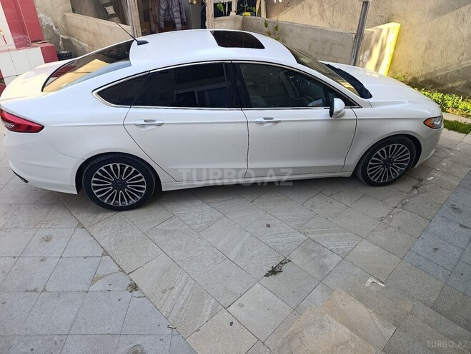 Ford Fusion (North America) 2017, 187,800 km - 2.0 l - Sumqayıt