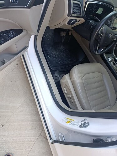 Ford Fusion (North America) 2017, 187,800 km - 2.0 l - Sumqayıt