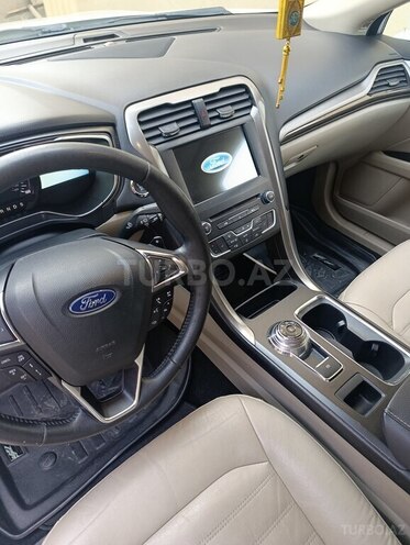 Ford Fusion (North America) 2017, 187,800 km - 2.0 l - Sumqayıt