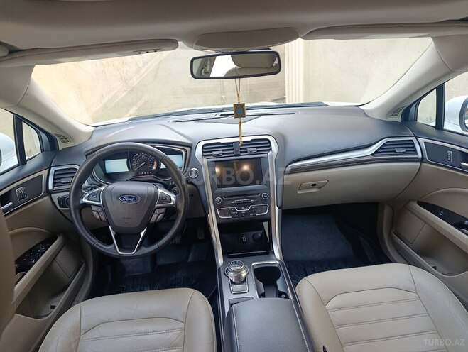 Ford Fusion (North America) 2017, 187,800 km - 2.0 l - Sumqayıt