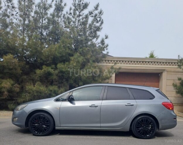 Opel Astra 2012, 333,000 km - 1.4 l - Bakı