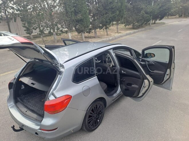 Opel Astra 2012, 333,000 km - 1.4 l - Bakı