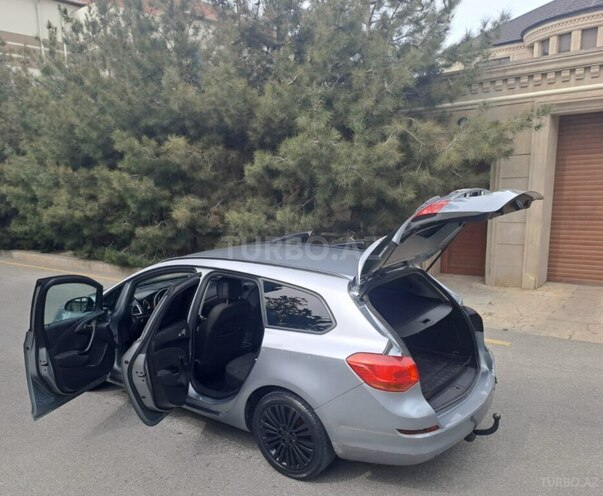 Opel Astra 2012, 333,000 km - 1.4 l - Bakı
