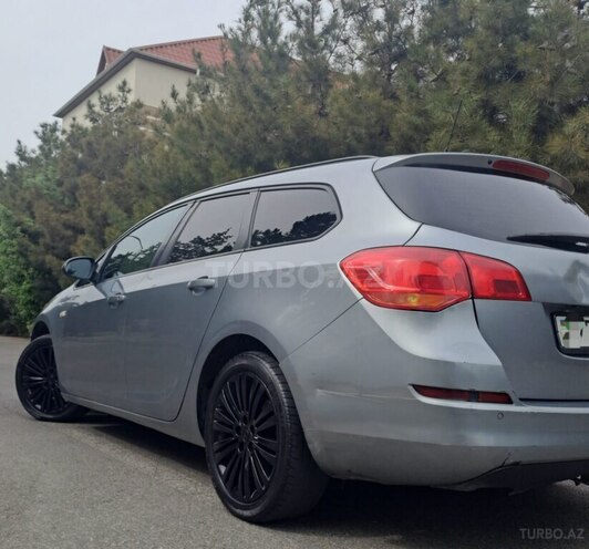 Opel Astra 2012, 333,000 km - 1.4 l - Bakı