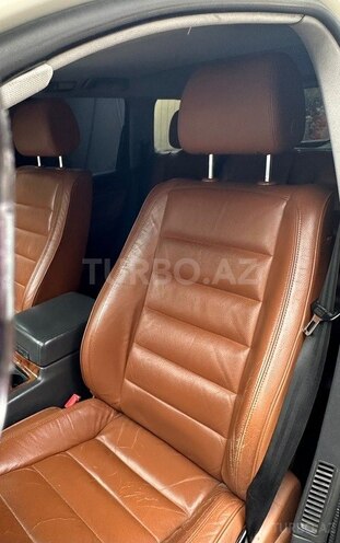 Volkswagen Touareg 2006, 180,000 km - 3.2 l - Bakı