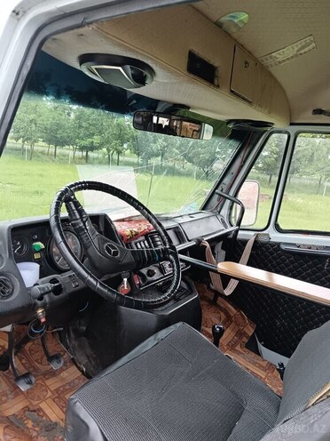 Mercedes 208 D 1994, 515,524 km - 2.5 л - Oğuz