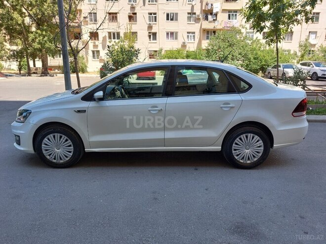 Volkswagen Polo 2019, 127,000 km - 1.6 l - Bakı