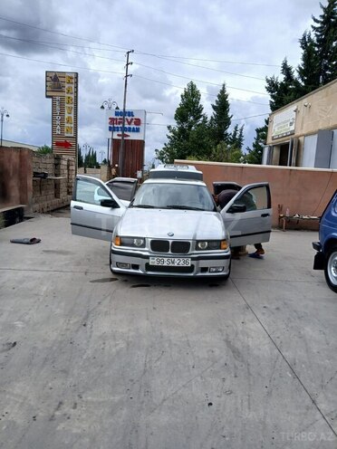 BMW 323 1997, 217,548 km - 2.5 l - Bakı