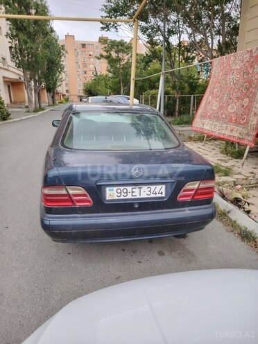 Mercedes E 200 1999, 336,000 km - 2.0 l - Bakı