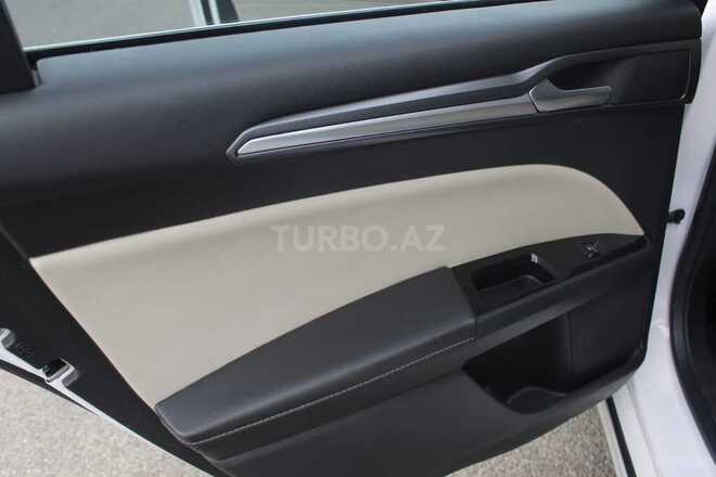 Ford Fusion (North America) 2014, 180,000 km - 2.0 l - Bakı